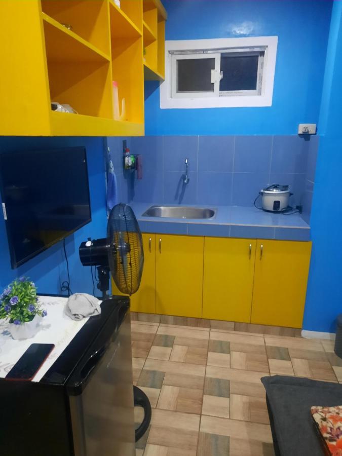Bluenest Apartment Manila Esterno foto